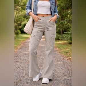 American Eagle Cargo Pants Women M Short Next Level Stretch Flare Utility Y2K